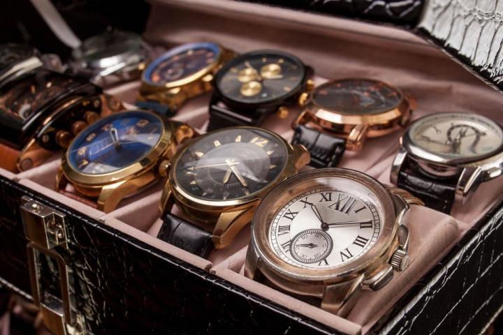Une large sélection de montres et d’horloges pour tous les goûts